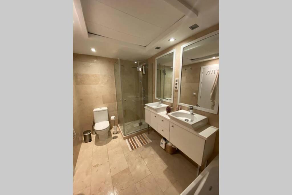 Casares Del Mar Luxury Apartment Málaga Exteriör bild