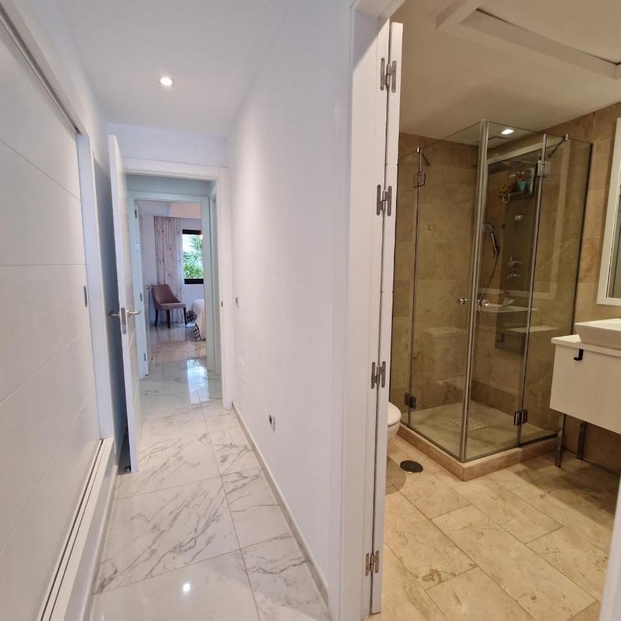 Casares Del Mar Luxury Apartment Málaga Exteriör bild