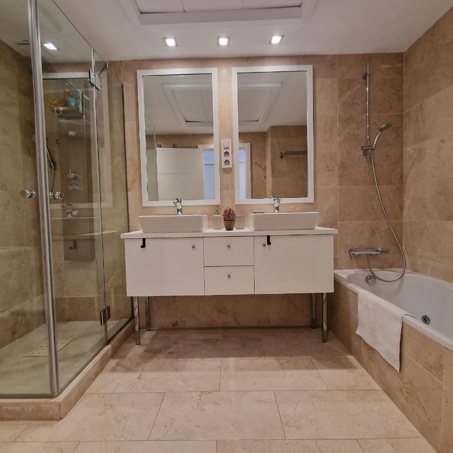 Casares Del Mar Luxury Apartment Málaga Exteriör bild