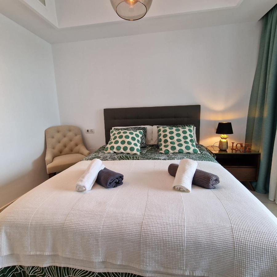 Casares Del Mar Luxury Apartment Málaga Exteriör bild