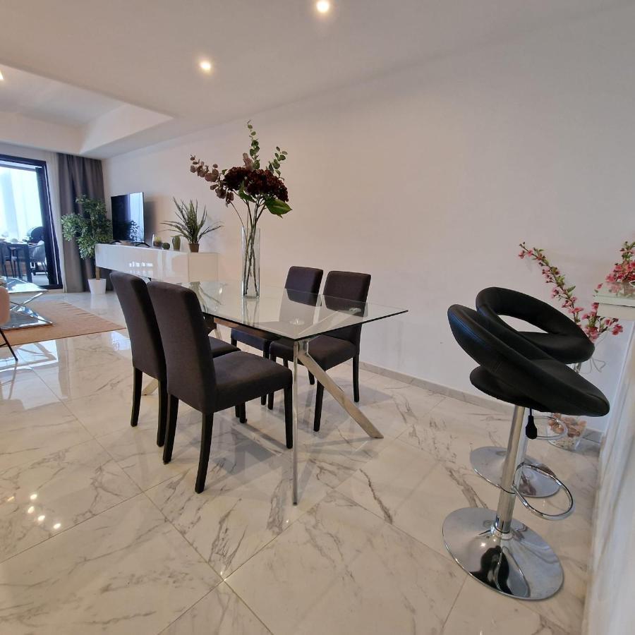 Casares Del Mar Luxury Apartment Málaga Exteriör bild